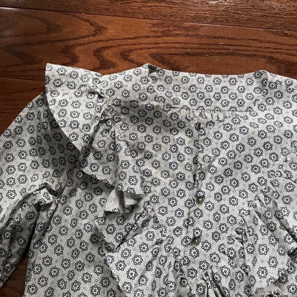 Pretty Ruffle Trim Top - Picture 4 of 4